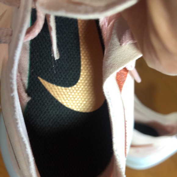 NWOT Nike Zoom Gravity Just Do it Run Fast Size 8. - Picture 11 of 14